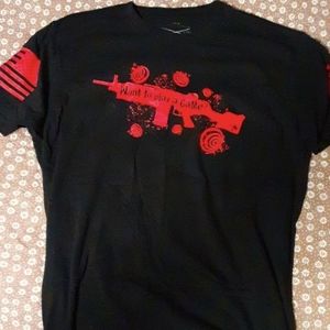 EUC Mens L CLUB Grunt Style tshirt